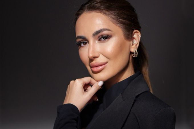 Dr. Fidan Mustafayeva, Where Aesthetic Medicine Meets Artistic Vision